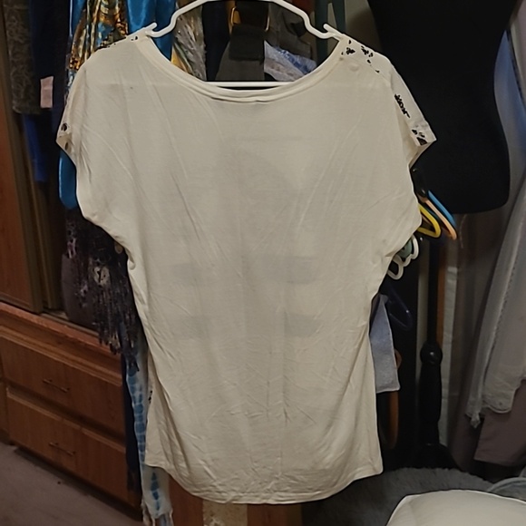 Tango Mango White Short-Sleeve Graphic Butterfly Tee - If Not Now Then When - Picture 2 of 3